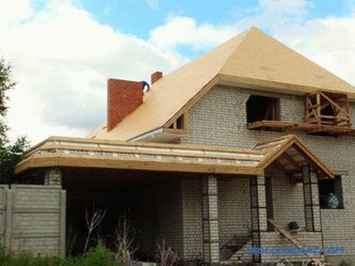Четири покрив го направите сами - како да се изгради