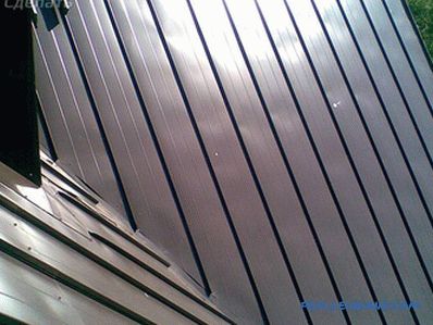 Како да се покрие покривот со железо - инсталација на метален покрив + слика
