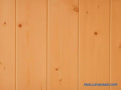 Како да ги обложи ѕидовите во дрвена куќа во затворен простор