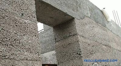 Куќата на глинени бетони направете го тоа сами