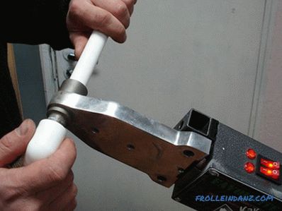 Како да ги поврзете полипропиленските цевки со метал, полиетилен, челик